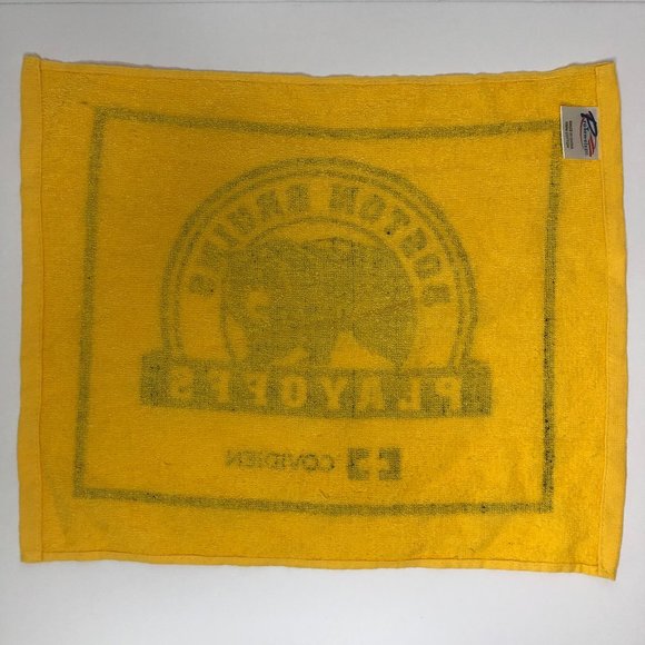 Boston Bruins Playoff Logo Towel - Picture 4 of 5